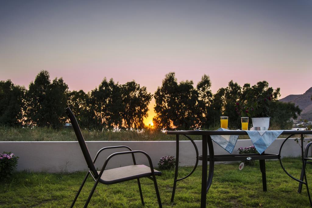 4 Seasons Villas Plataria Room photo